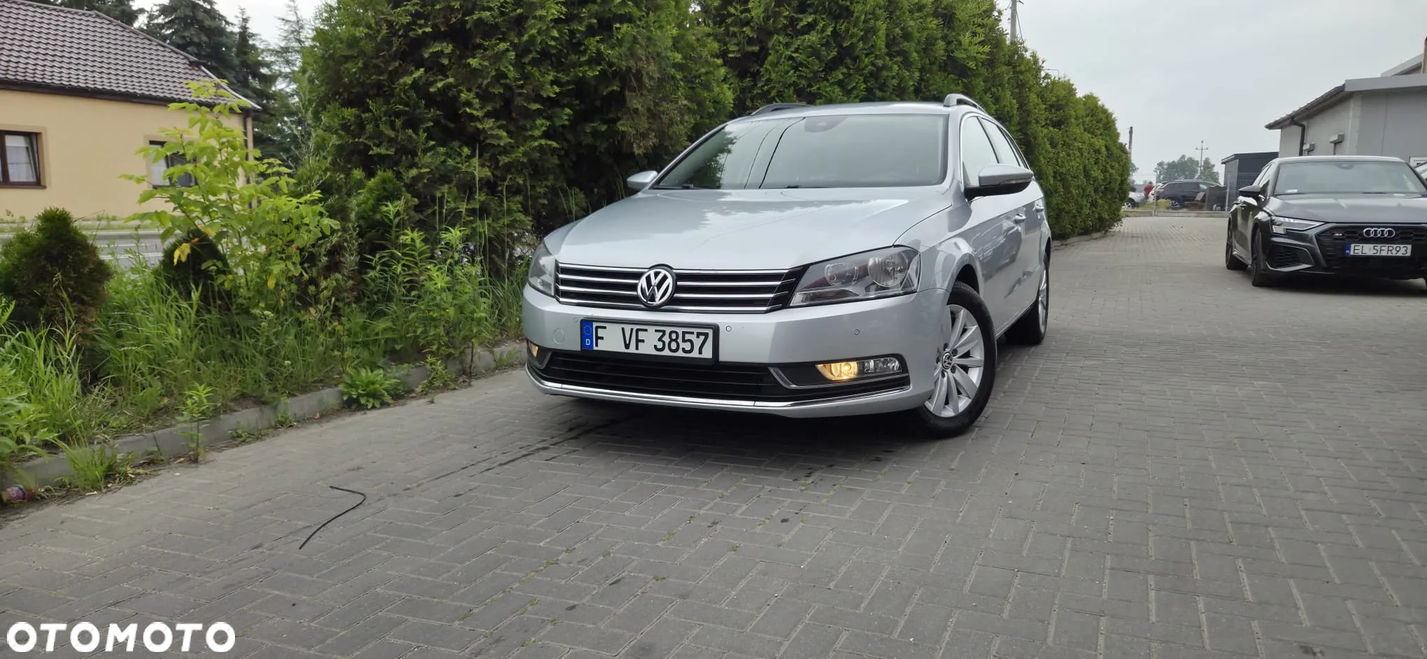 Volkswagen Passat Variant 2.0 Blue TDI SCR R-Line - 2