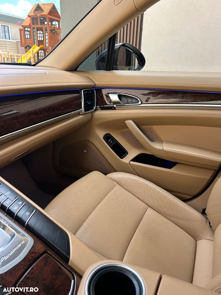Porsche Panamera 3.0 PDK 4S - 14