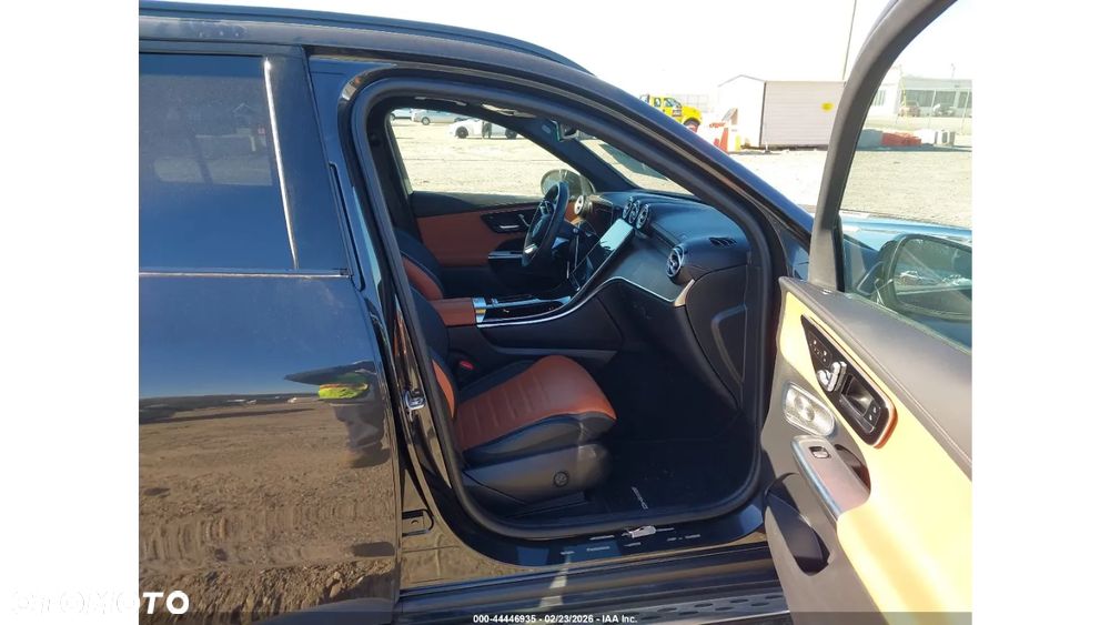 Mercedes-Benz GLC 300 4Matic 9G-TRONIC Edition AMG Line - 11