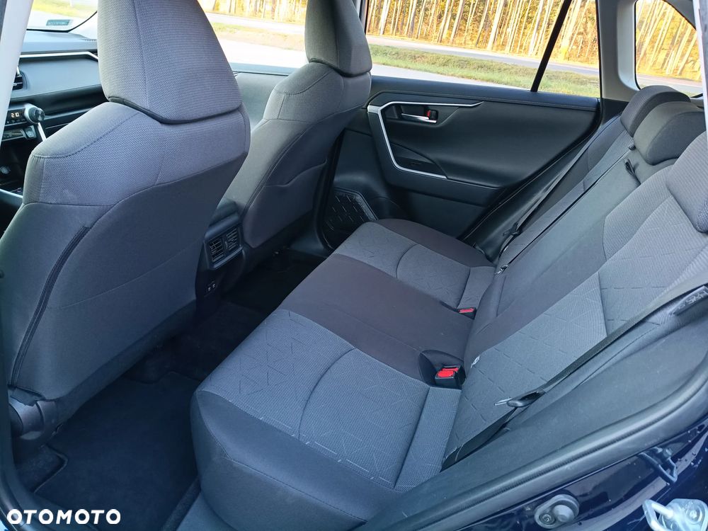 Toyota RAV4 - 12