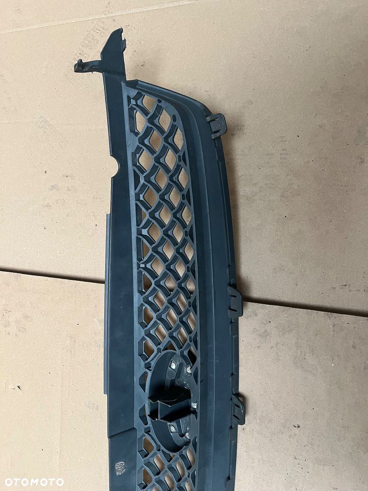 Grill Atrapa chłodnicy Ford Fiesta Mk6 6 6S61-8200-ACW - 4