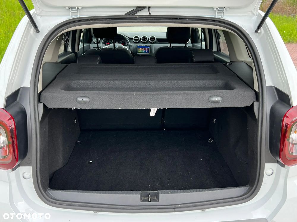 Dacia Duster 1.6 SCe Prestige - 28