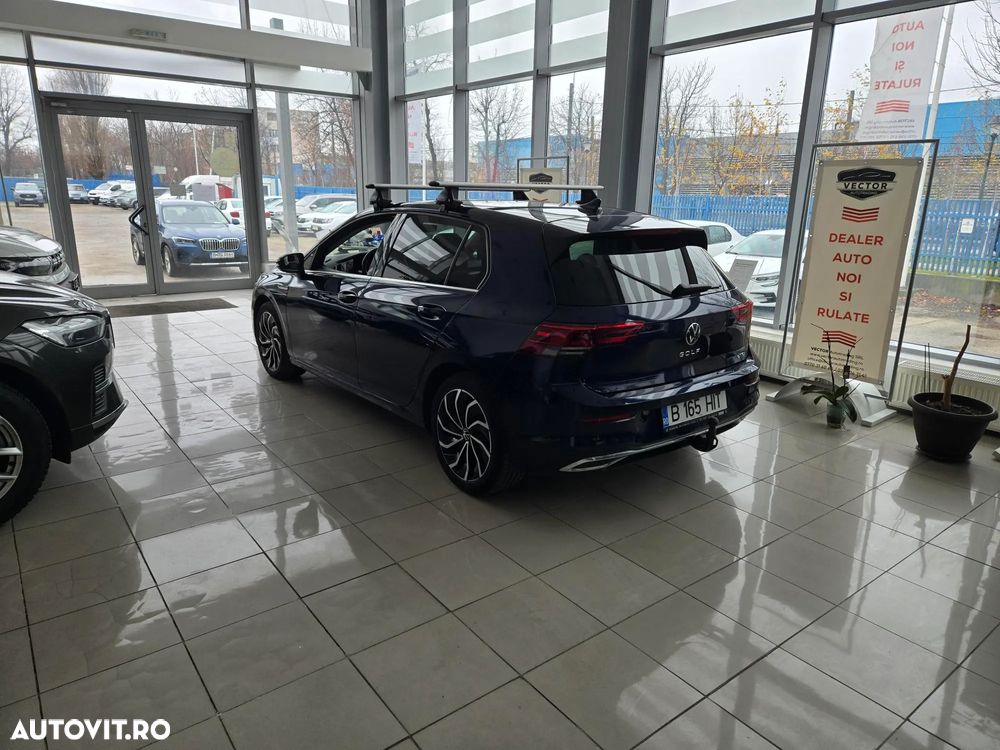 Volkswagen Golf 1.5 eTSI ACT DSG MHEV Style - 4