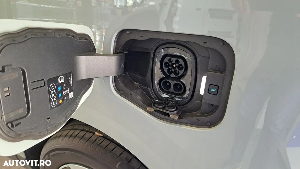 Ford NEW E-TRANSIT COURIER - 15