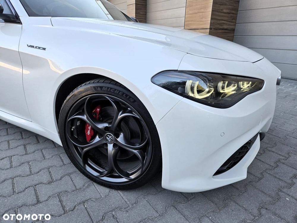 Alfa Romeo Giulia 2.0 Turbo 16V AT8 Veloce Ti - 12