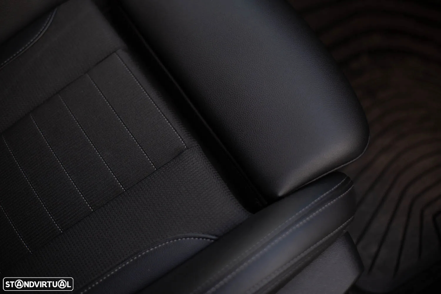 BMW i4 eDrive40 - 44