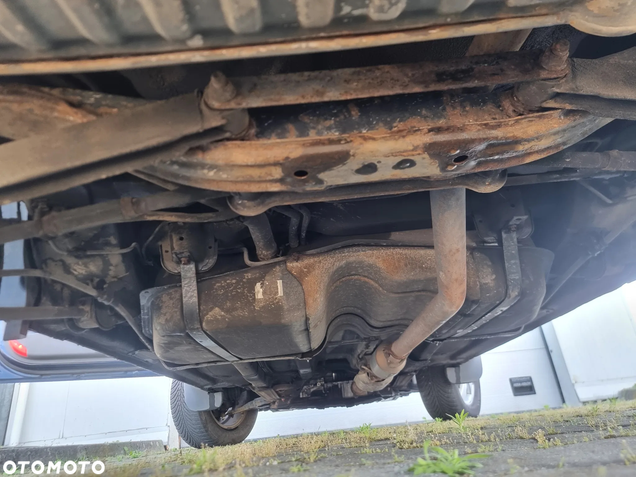 Hyundai Tucson 2.0 CRDi 2WD GLS - 29
