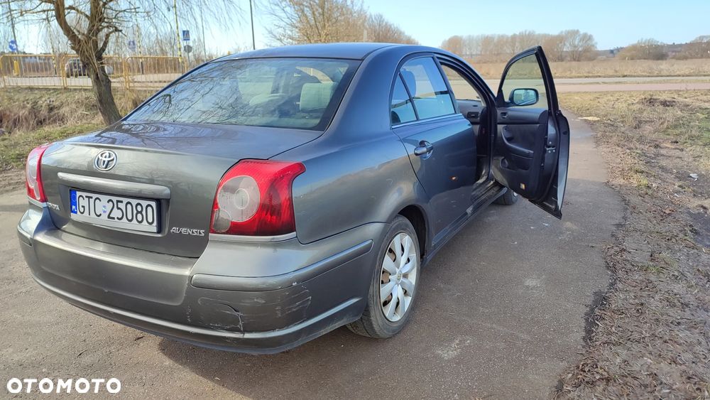 Toyota Avensis 1.8 VVT-i Luna - 6