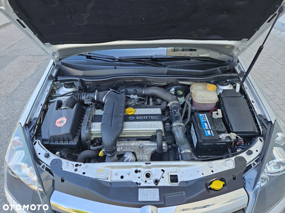 Opel Astra 2.0 Turbo Cosmo - 20