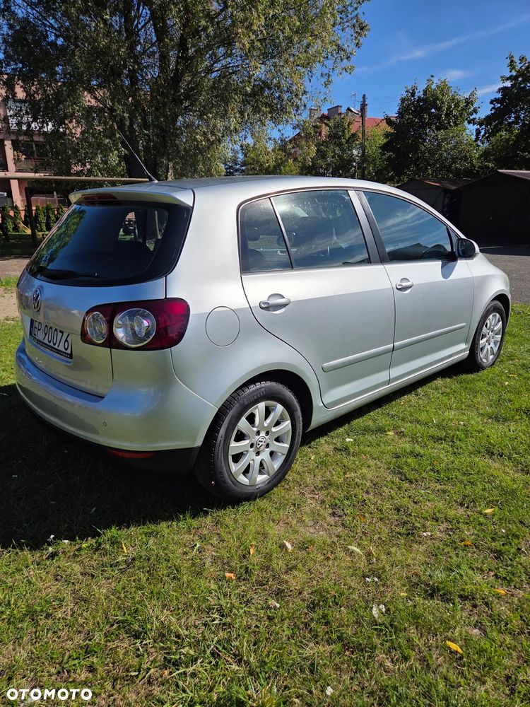 Volkswagen Golf Plus 2.0 TDI Comfortline DSG - 3