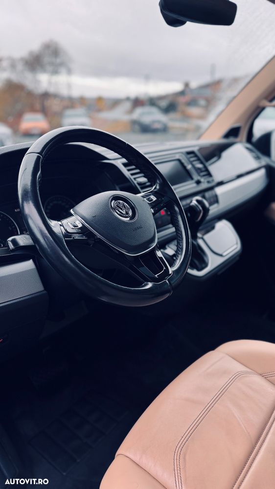 Volkswagen Multivan - 17