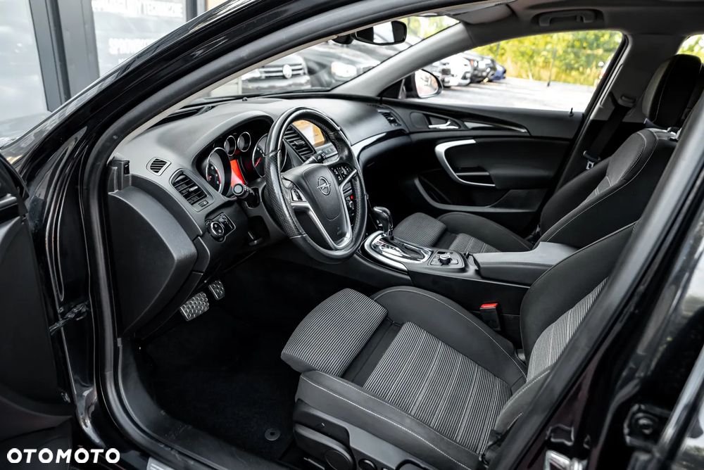 Opel Insignia 2.0 Turbo 4x4 Sport - 17