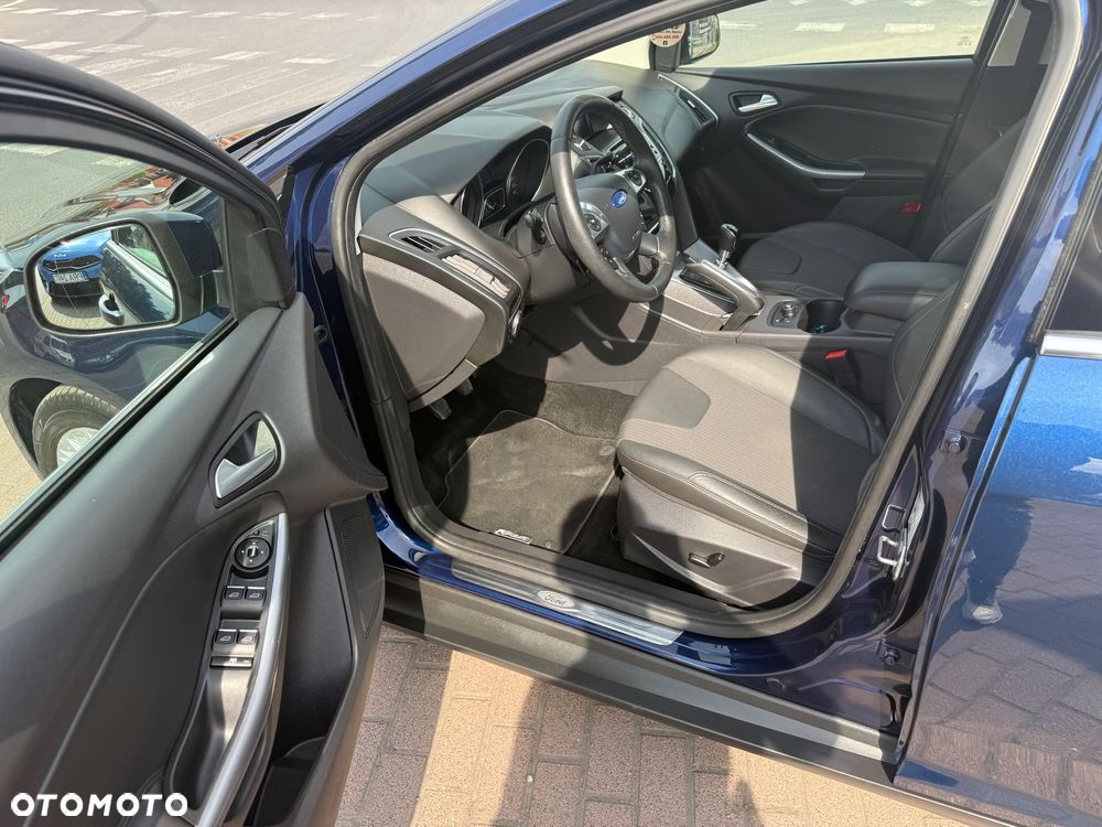 Ford Focus 1.6 EcoBoost Titanium - 11