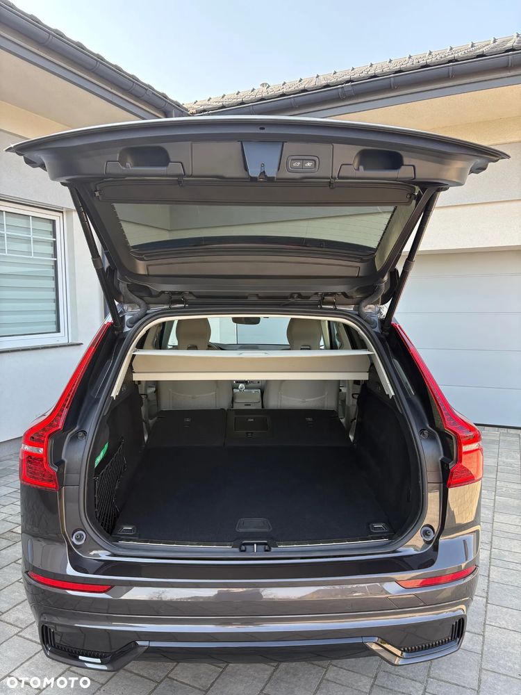 Volvo XC 60 B4 B Plus Dark - 9