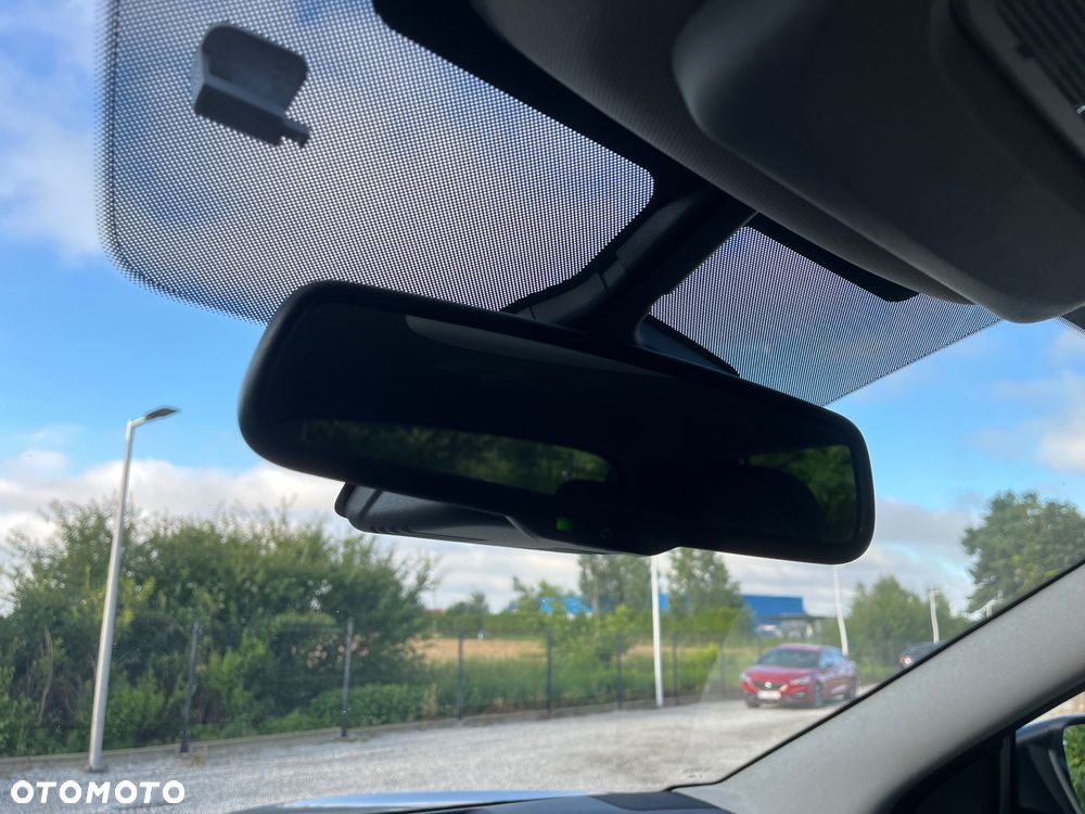 Nissan Qashqai 1.6 DIG-T N-Connecta - 29
