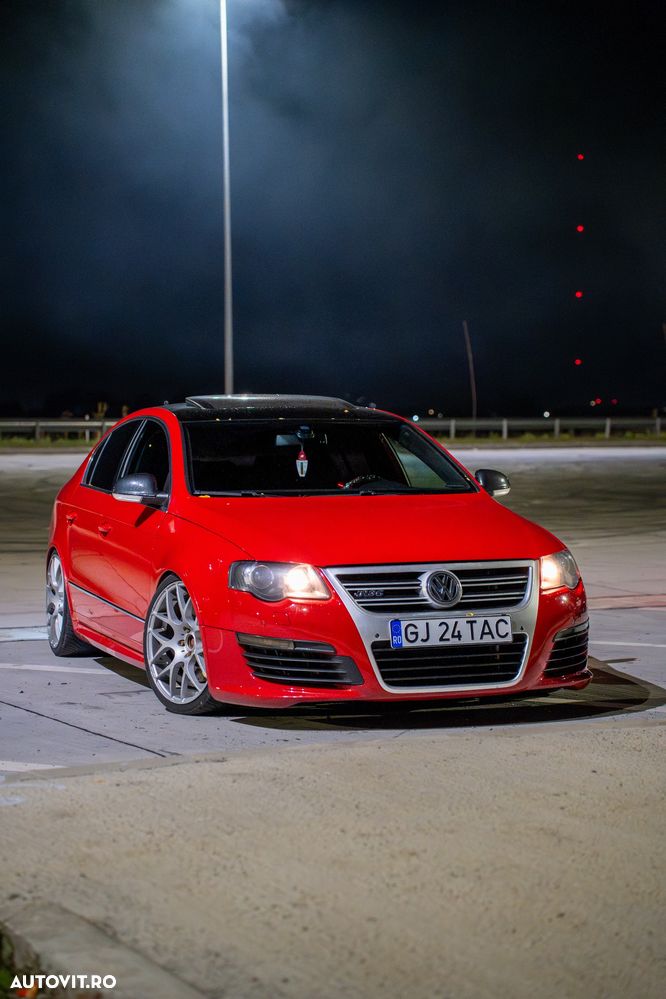 Volkswagen Passat - 4