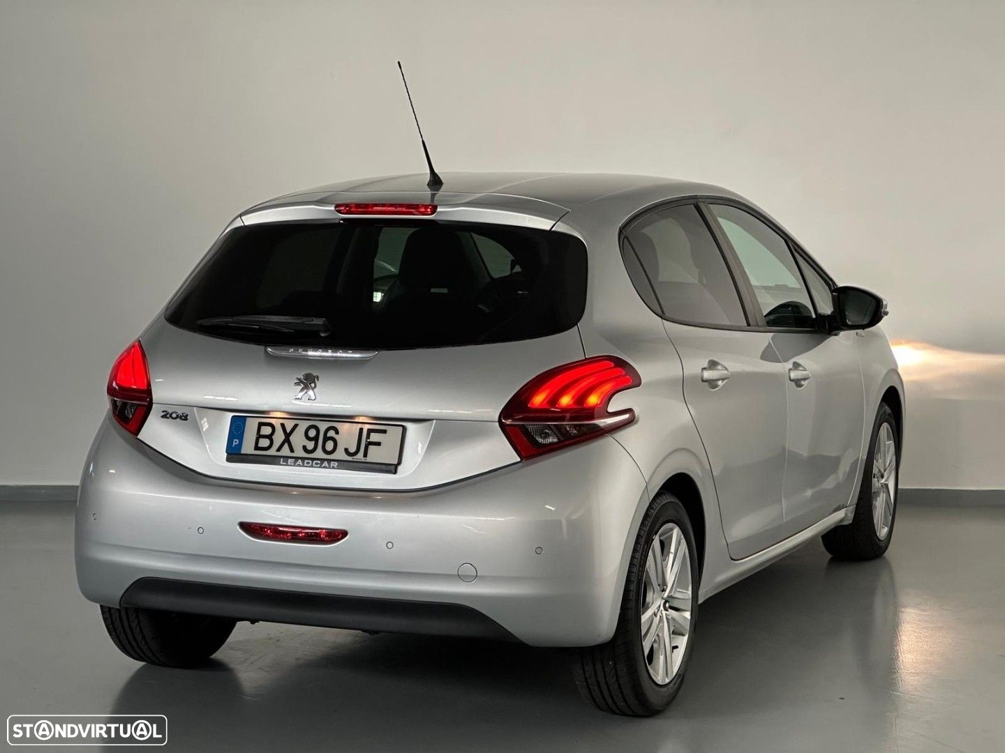 Peugeot 208 PureTech 82 Start & Stop Allure - 6