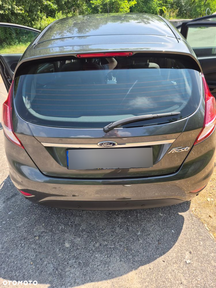 Ford Fiesta 1.5 TDCi SYNC Edition - 9
