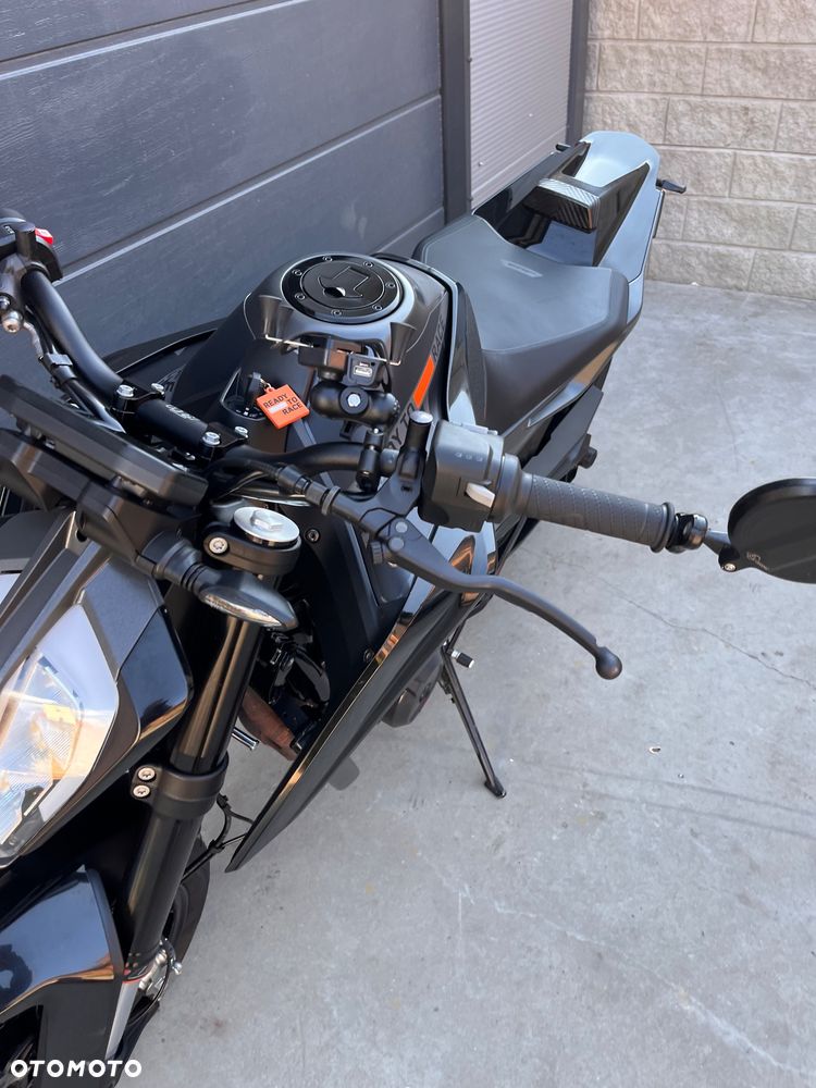 KTM Duke 790 - 27