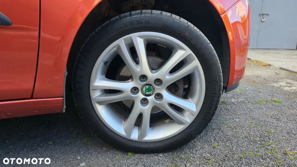 Skoda Fabia 1.4 16V Elegance Plus - 35
