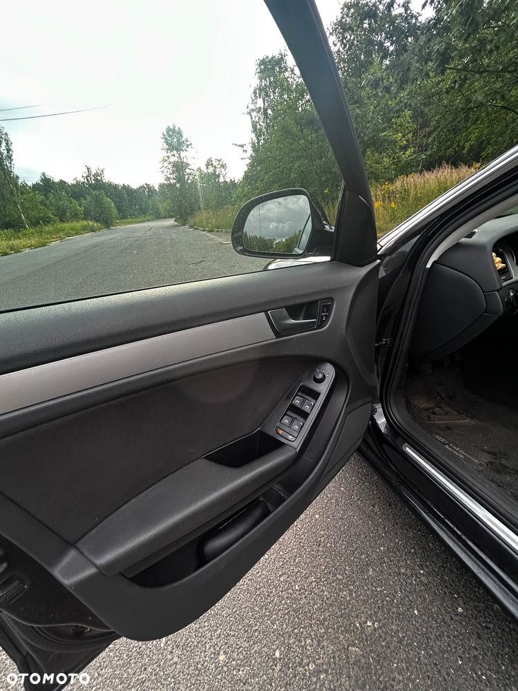 Audi A4 Avant 2.0 TDI Quattro - 31