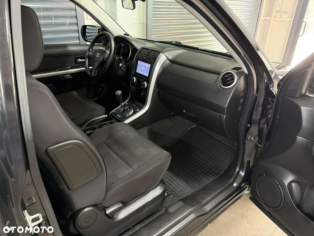 Suzuki Grand Vitara - 18