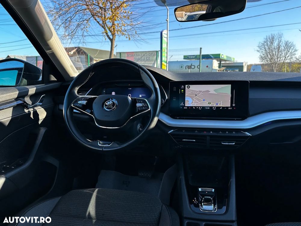 Skoda Octavia 2.0 TDI DSG Clever - 7