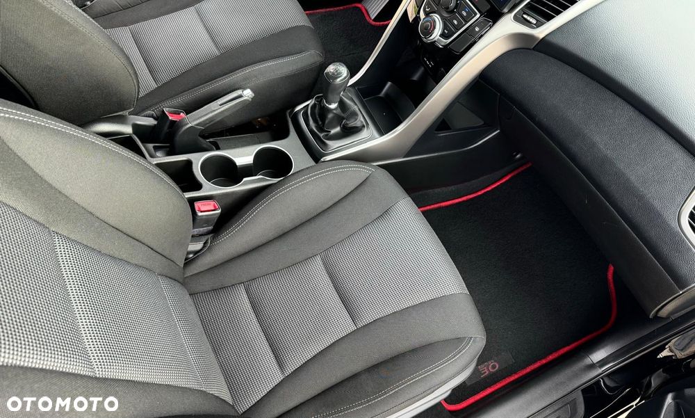 Hyundai i30 1.4 Premium - 13