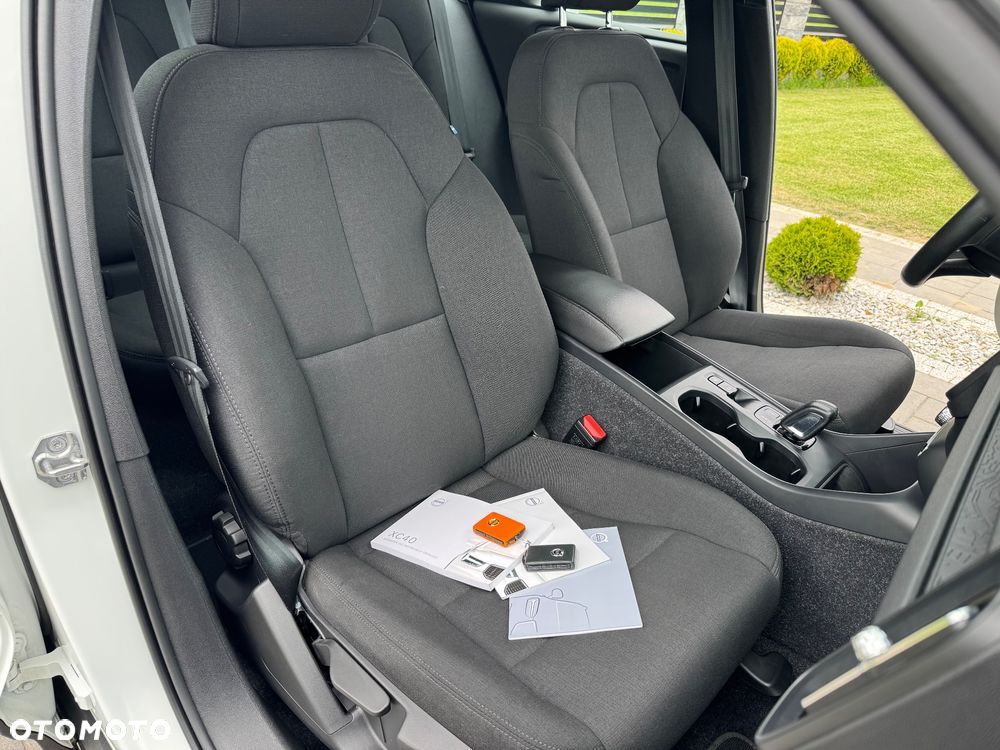 Volvo XC 40 T3 Momentum - 14