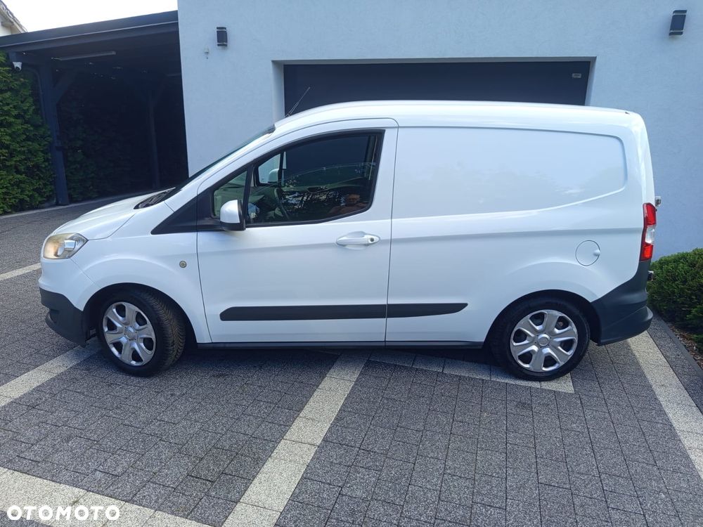 Ford TRANZIT COURIER - 5