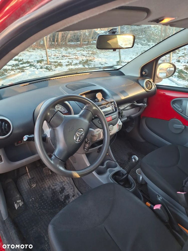 Toyota Aygo - 5