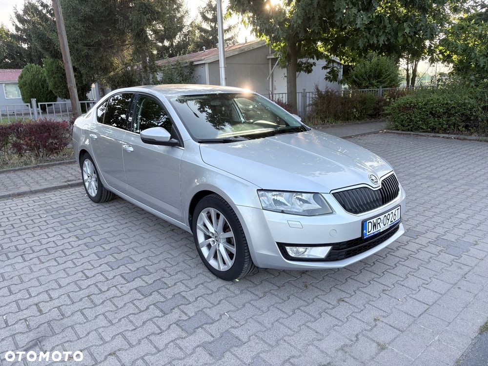 Skoda Octavia 2.0 TDI Ambition DSG - 5