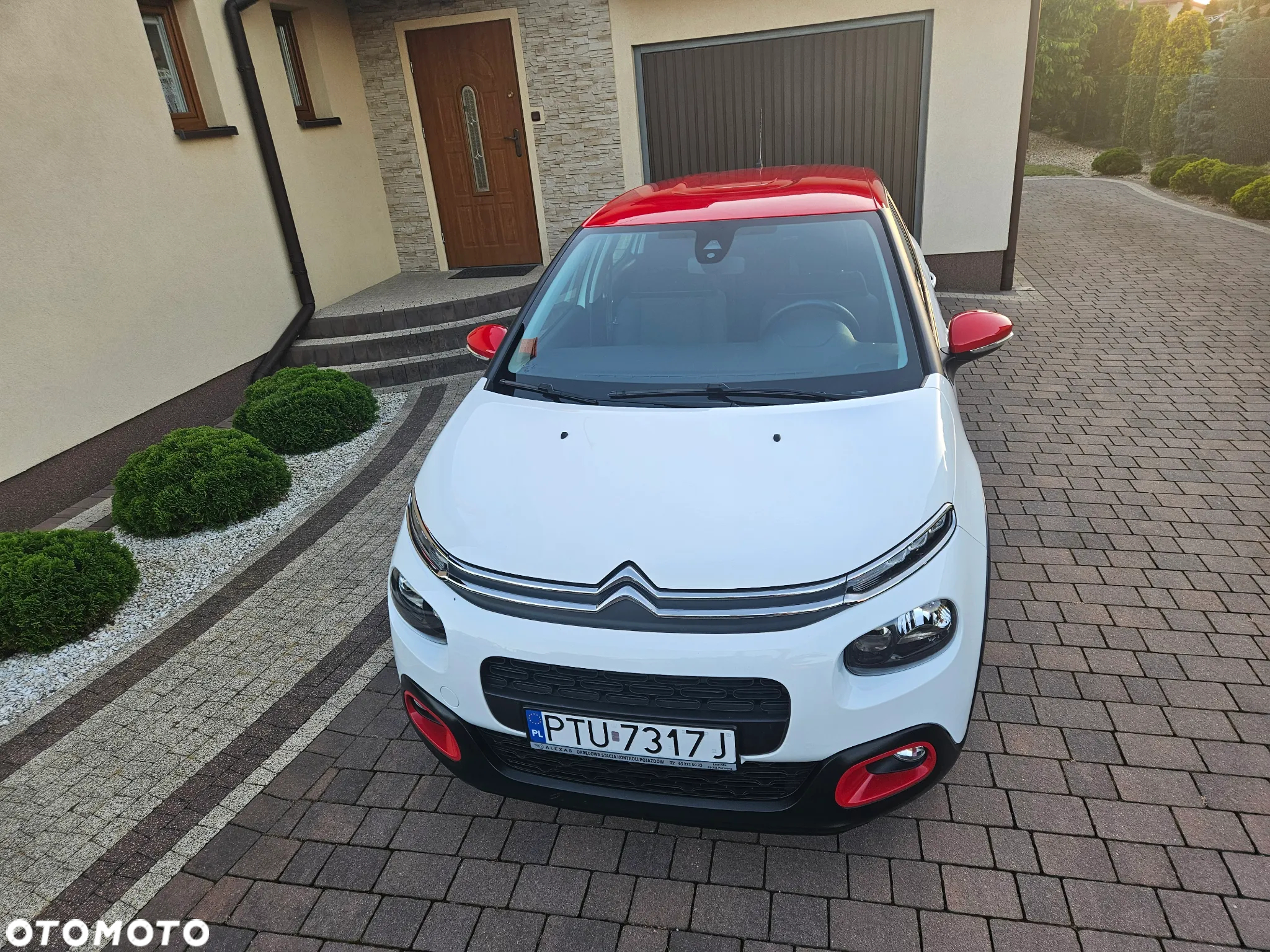 Citroën C3 1.2 PureTech C-Series - 2