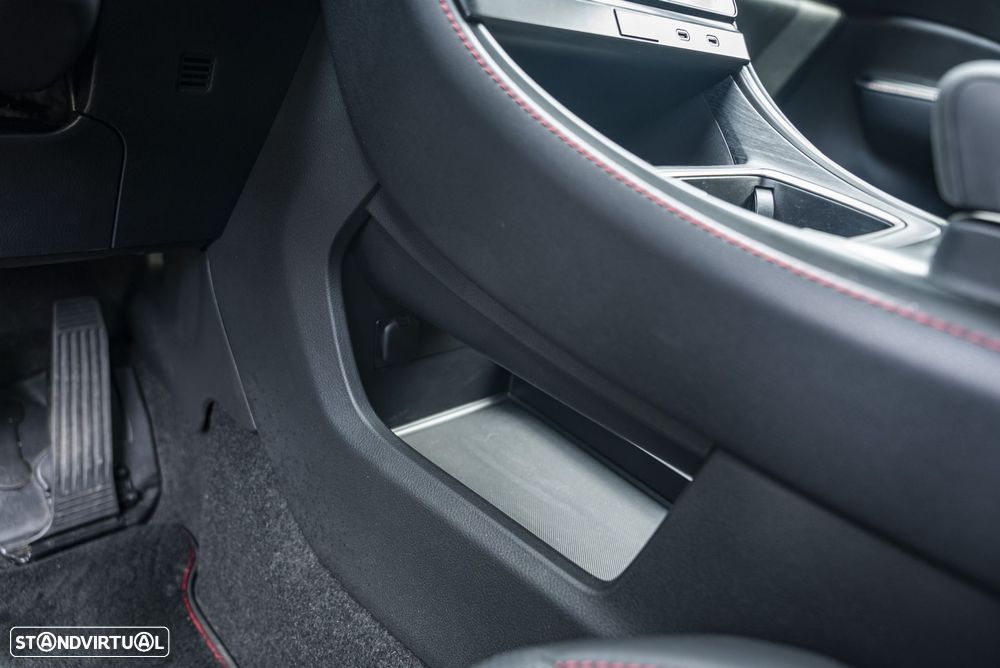 Lexus LBX Emotion - 28