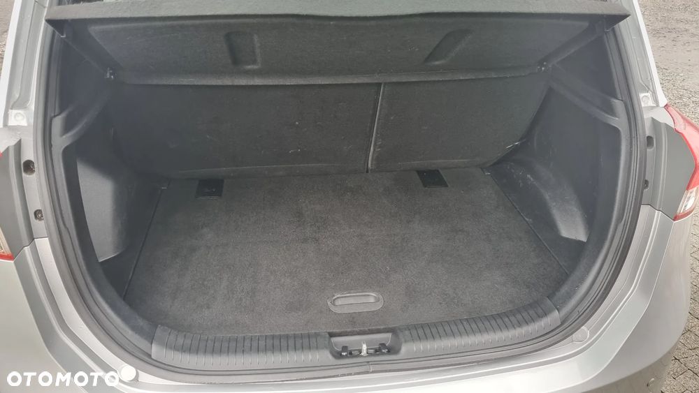 Hyundai ix20 1.6 CRDi Comfort - 16