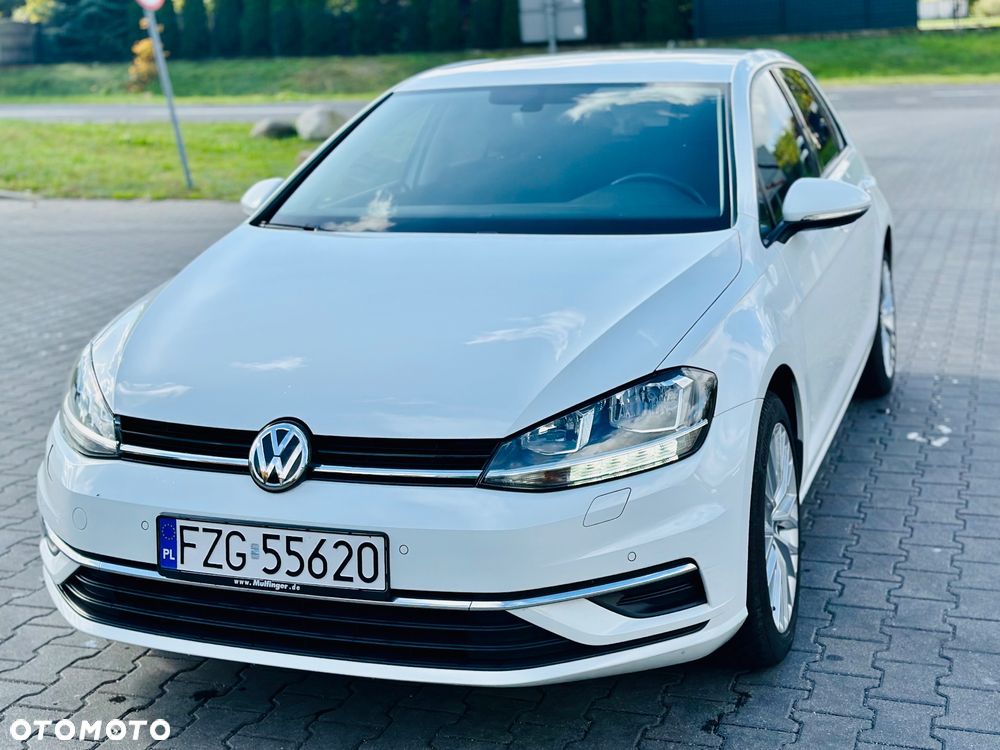 Volkswagen Golf - 4