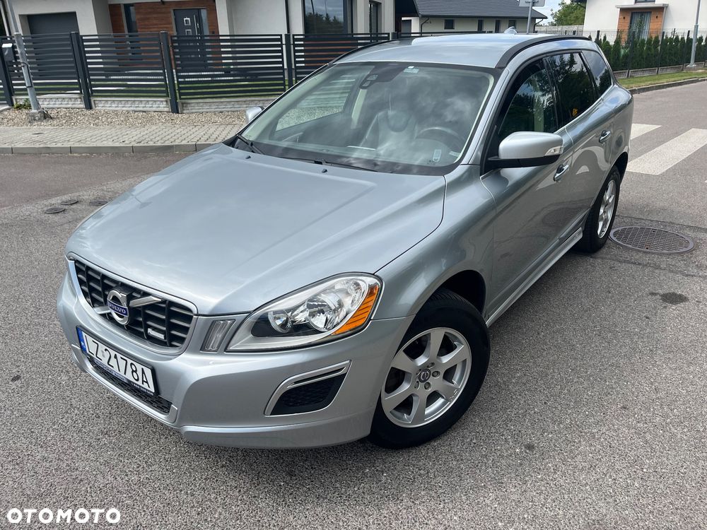 Volvo XC 60 D3 AWD R Design - 2
