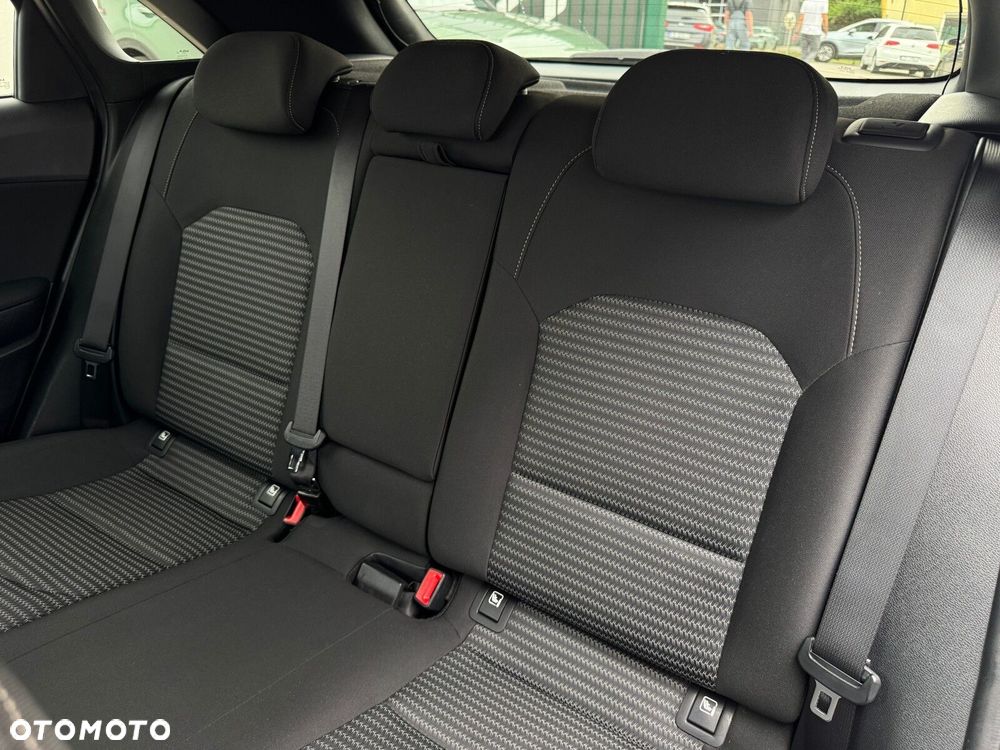 Kia Ceed 1.5 T-GDI M DCT - 14
