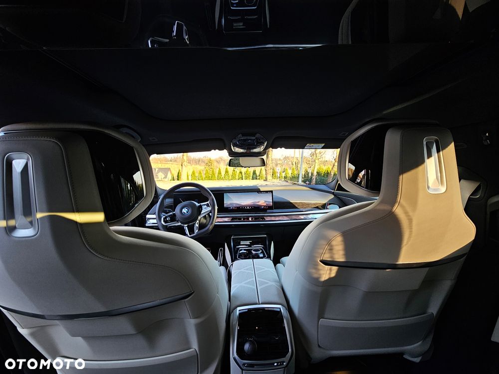 BMW i7 105.7kWh xDrive60 M Sport - 25