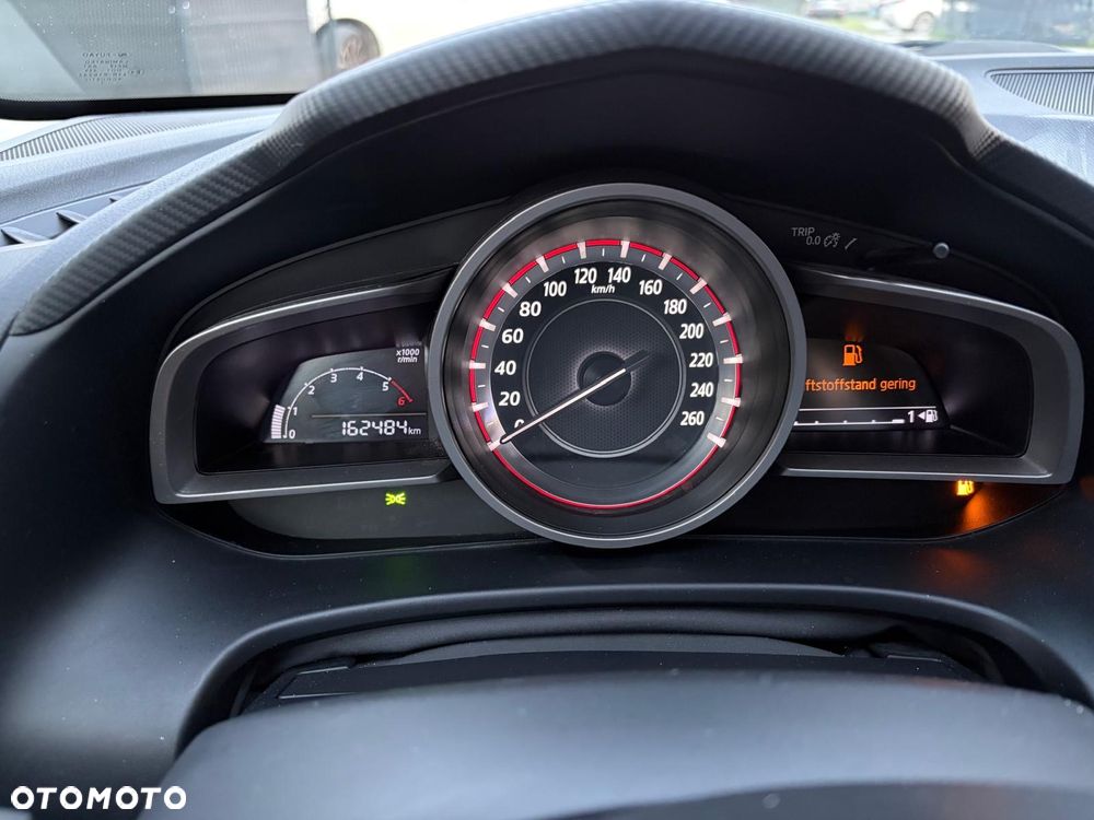 Mazda 3 SKYACTIV-D 150 NAKAMA - 28