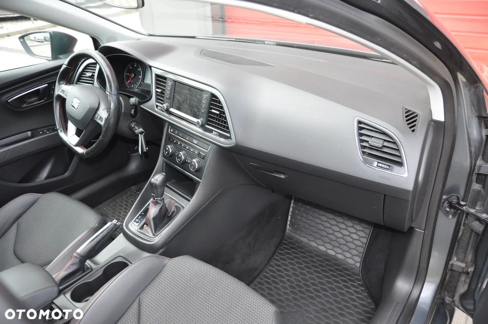 Seat Leon Sportstourer 2.0 TDI DPF DSG FR - 37
