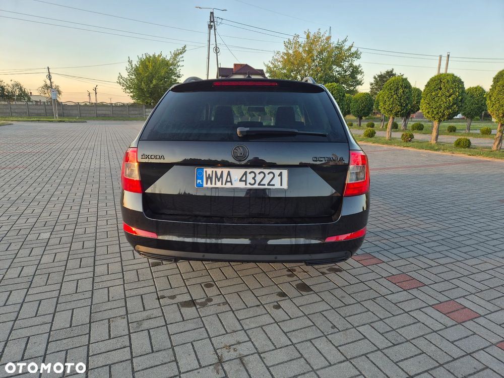 Skoda Octavia 1.6 TDI Ambition DSG - 10