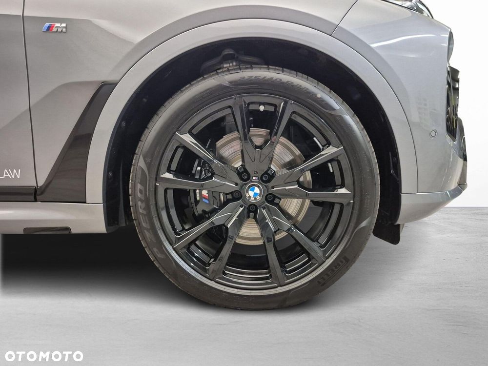 BMW X7 - 10