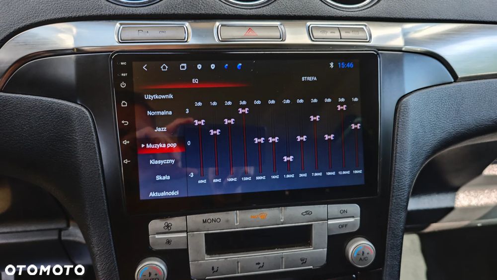 Ford S-Max 2.0 Titanium - 36