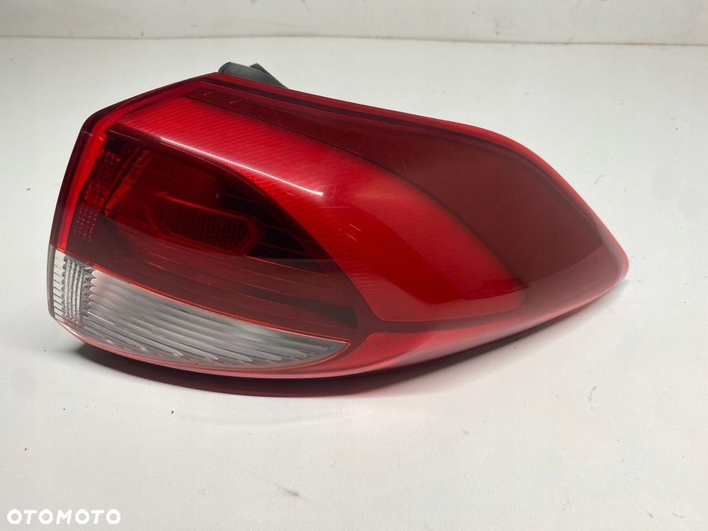 LAMPA TYLNA TYŁ PRAWA KAROSERYJNA HYUNDAI TUCSON II 15-19 ZWYKŁA - 2