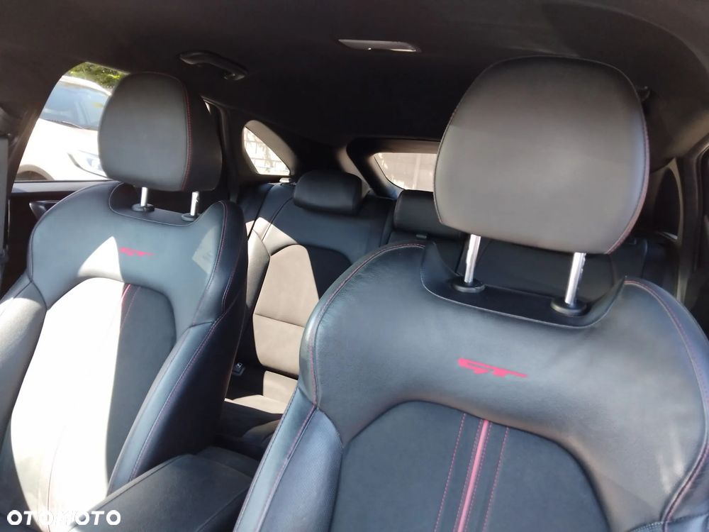 Kia ProCeed 1.6 T-GDI GT DCT - 22