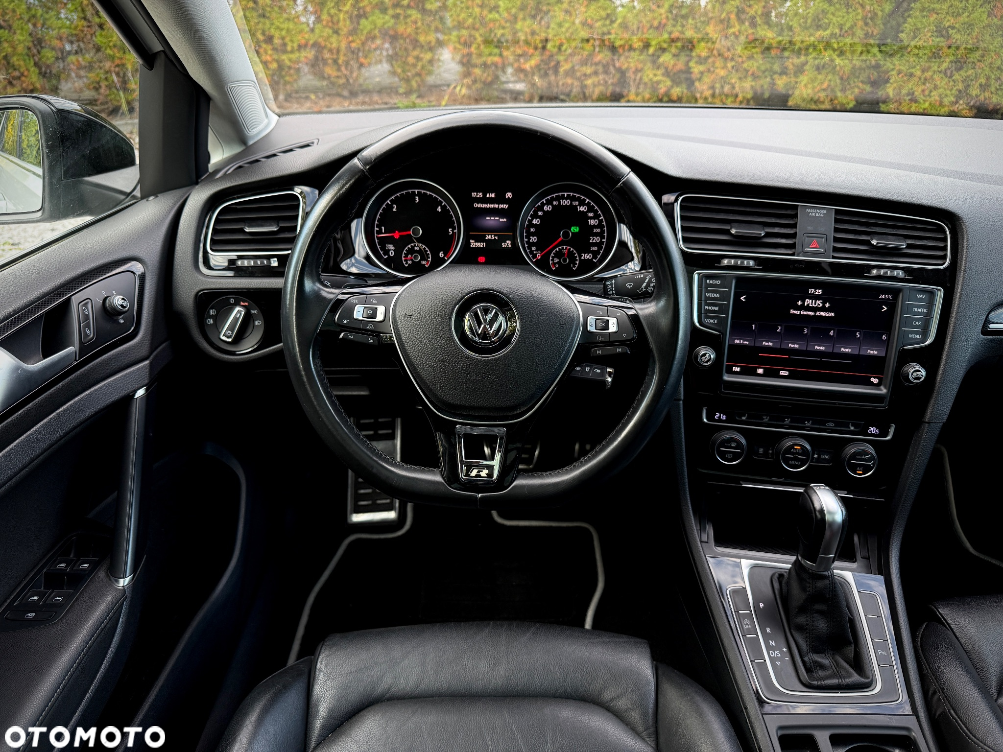 Volkswagen Golf VII 2.0 TDI BMT Highline DSG - 6