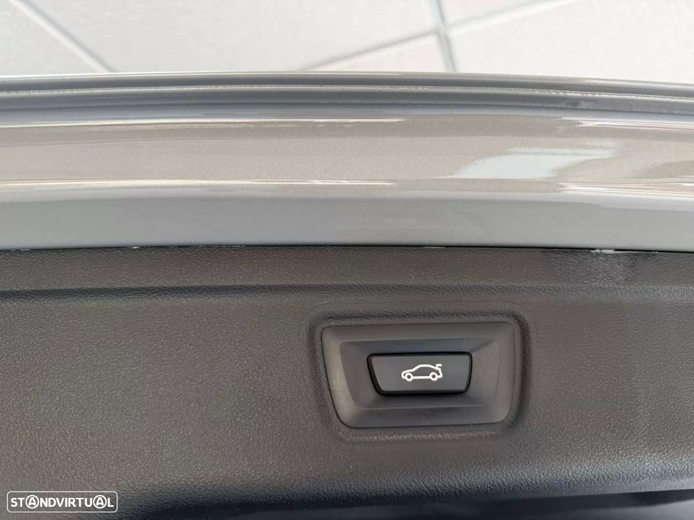BMW 320 d Pack M Auto - 26
