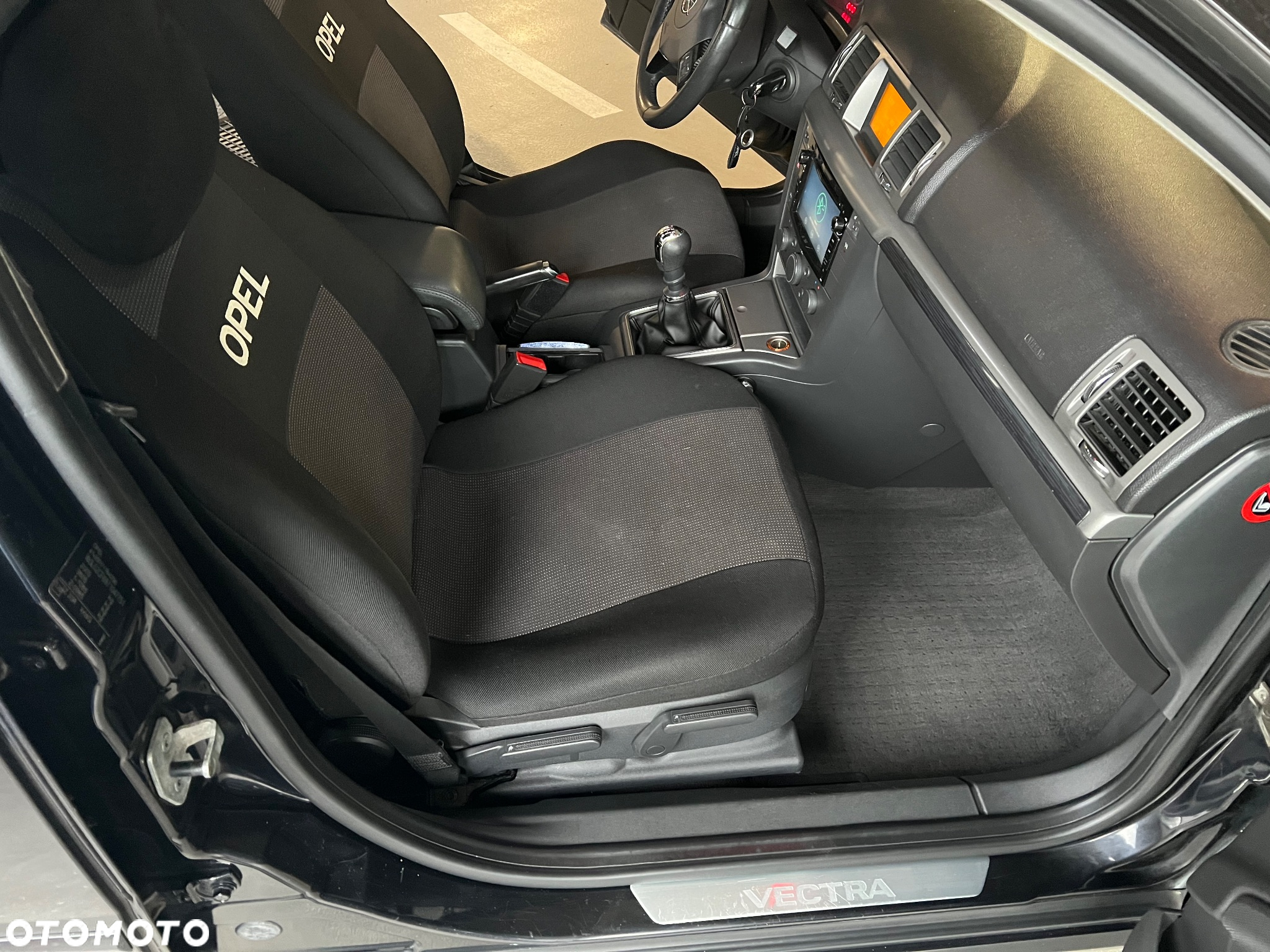 Opel Vectra 1.9 CDTI Cosmo - 15