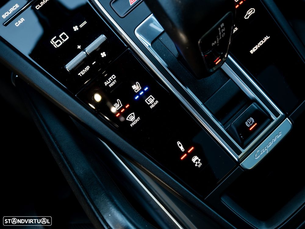 Porsche Cayenne Coupé Turbo S E-Hybrid - 34